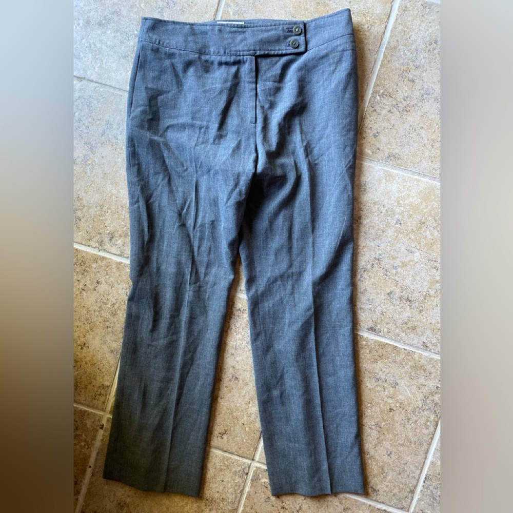 Talbots - Woman’s dark gray low rise stretch crop pants, Size: 6P